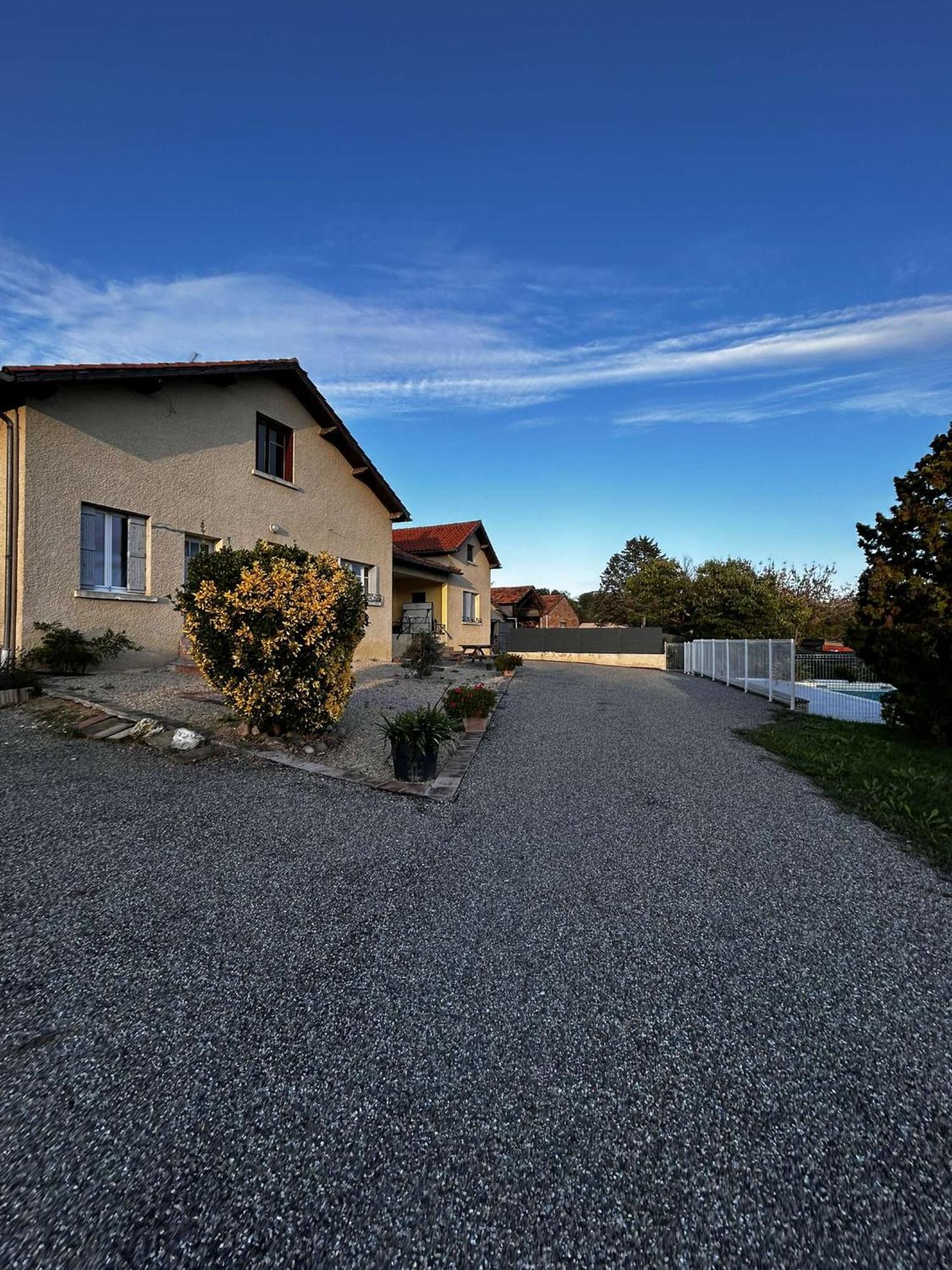 Gite La Garrigue Montbarla Bagian luar foto